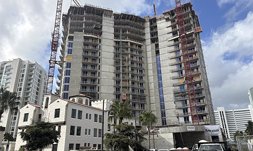 Ritz-Carlton Residences, Sarasota Bay Tops Out